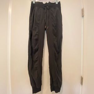 Lululemon Black “Dance Studio Mid-Rise Jogger” Pant